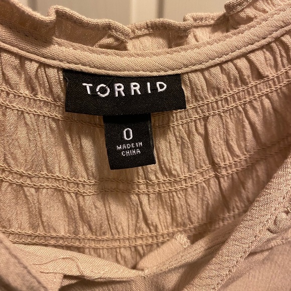 Torrid Tan Flutter Sleeve Blouse with Tie Front - Picture 2 of 3